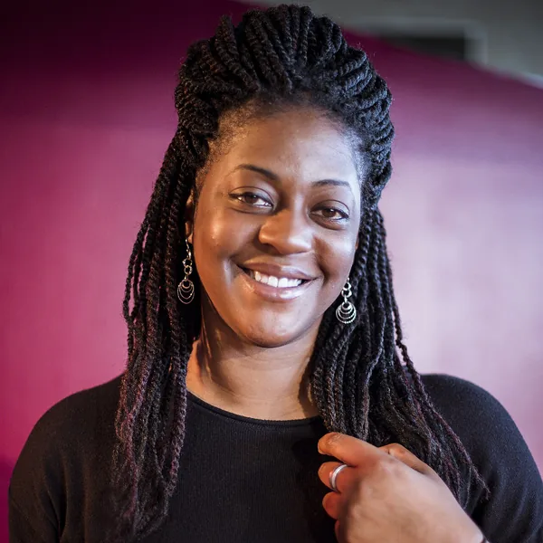 Ava Vidal, komedian dari Britania Raya