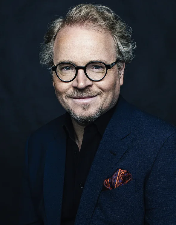 Fredrik Lindström, komiker fra Sverige