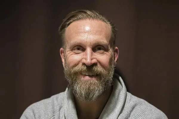 ジェイコブ Öqvist, コメディアン - スウェーデン