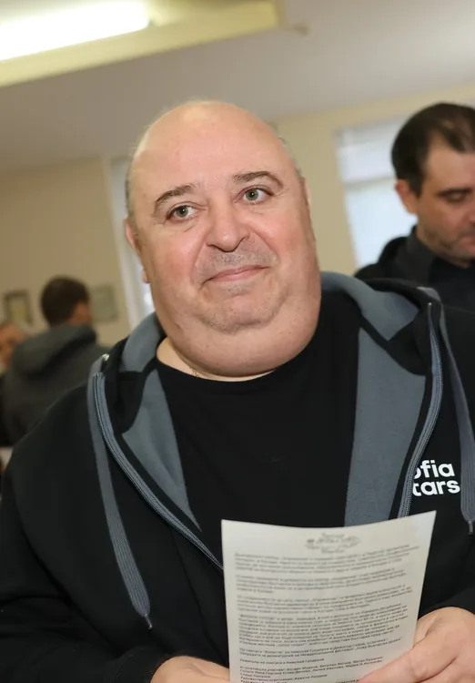 Lyubomir Neykov, diễn viên hài từ Bulgaria