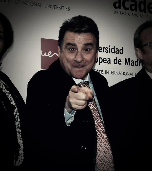 Manolo Royo, Comedian van Spanje