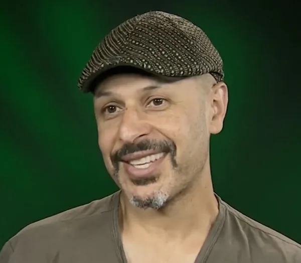 Maz Jobrani, komik z Írán