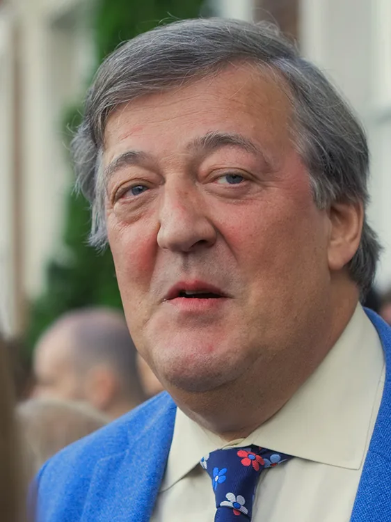 Stephen Fry, komik z Rakousko