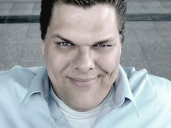 Tetje Mierendorf, comediwr o Yr Almaen